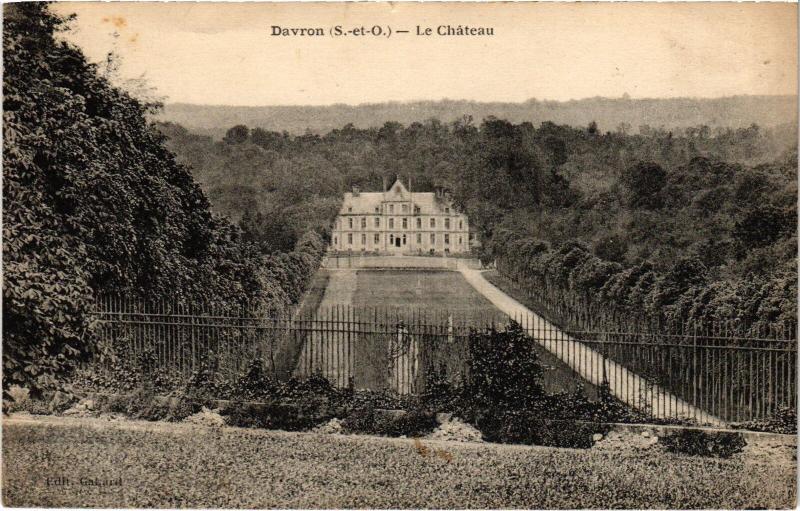 Carte postale ancienne Davron le chateau à Davron