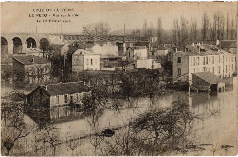 Carte postale ancienne Le Pecq vue sur la cite au Pecq
