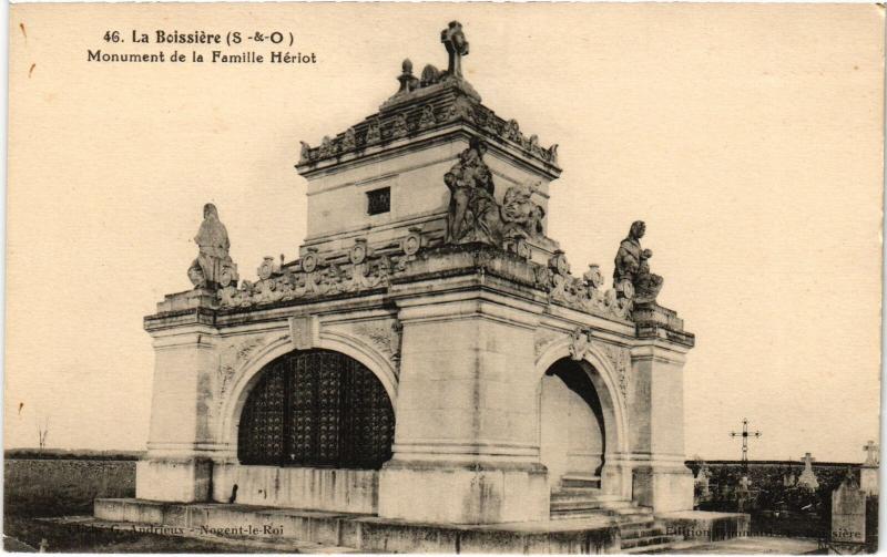 Carte postale ancienne La Bossiere Monument de la Famille Heriot