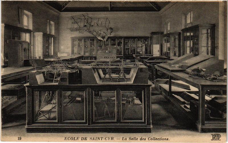 Carte postale ancienne St Cyr l'Ecole Route Nationale