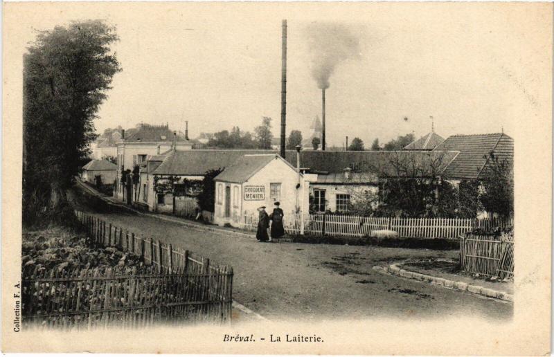 Carte postale ancienne Breval la Laiterie