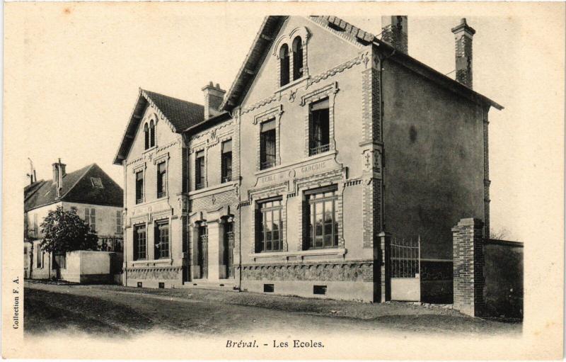 Carte postale ancienne Breval les Ecoles
