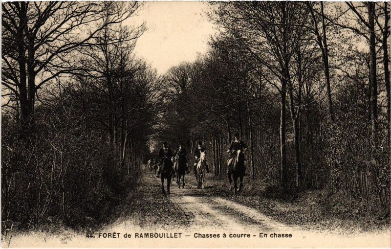 Carte postale ancienne Rambouillet chasse a courre en chasse à Rambouillet