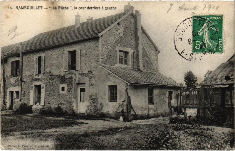 Carte postale ancienne Rambouillet la Ruche à Rambouillet