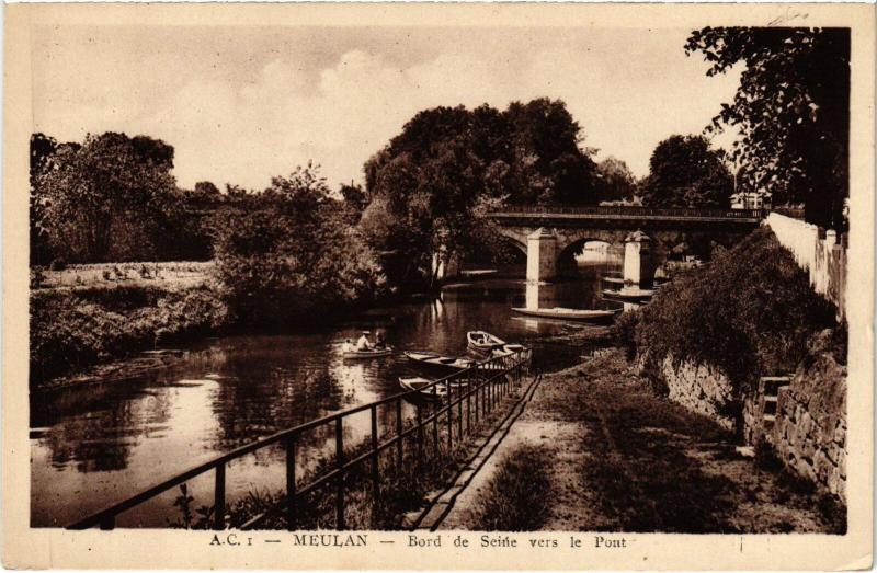 Carte postale ancienne Meulan Bords de Seine vers le Pont