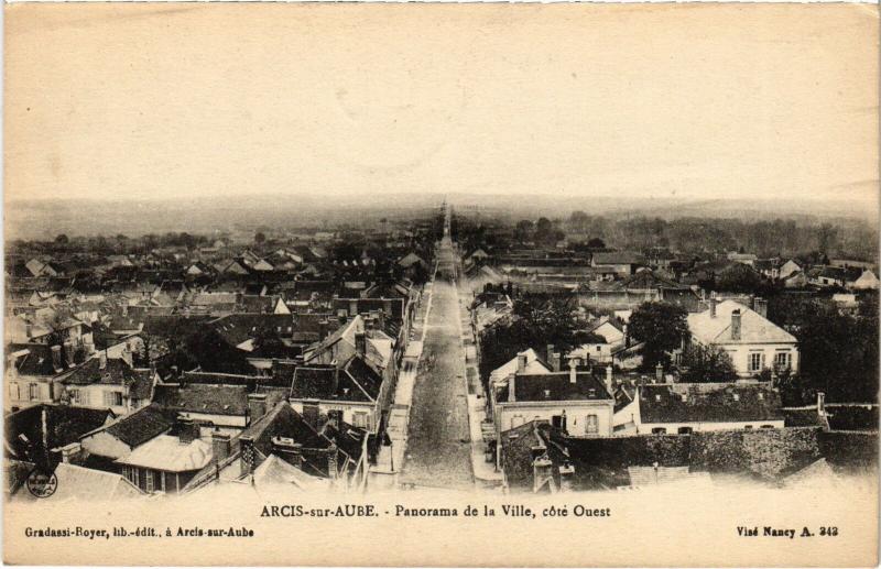 Carte postale ancienne Arcis sur Aube panorama de la ville à Arcis-sur-Aube