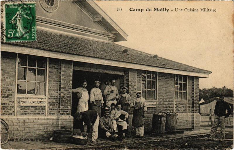 Carte postale ancienne Mailly le Camp une Cuisine Militaire à Mailly-le-Camp