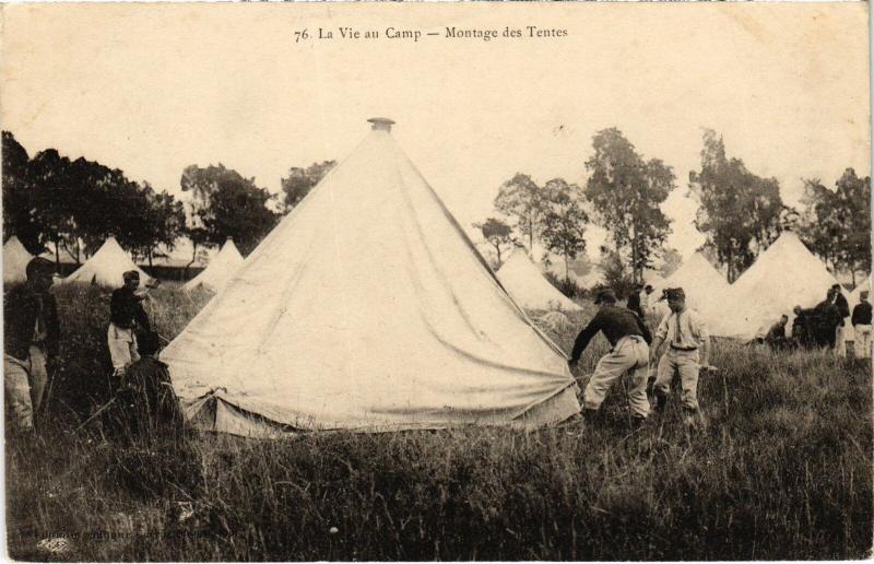 Carte postale ancienne Mailly le Camp Montage d'une Tente à Mailly-le-Camp