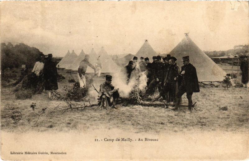 Carte postale ancienne Mailly le Camp au bivouac à Mailly-le-Camp