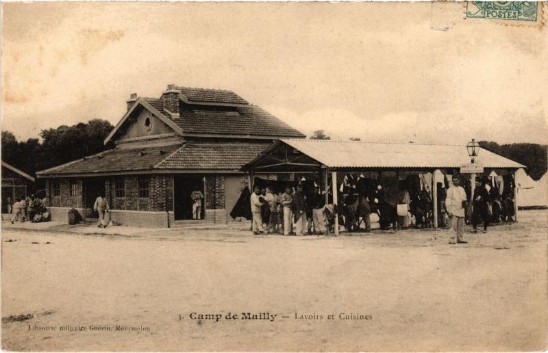 Carte postale ancienne Mailly le Camp lavoirs et cuisines à Mailly-le-Camp