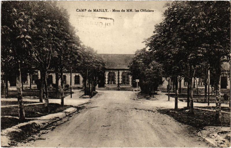 Carte postale ancienne Mailly le Camp Mess des Officiers à Mailly-le-Camp