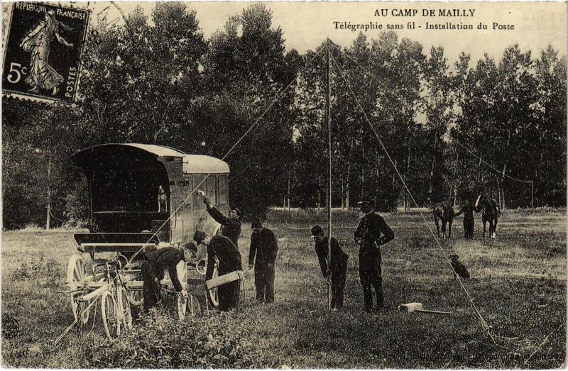 Carte postale ancienne Mailly le Camp Installation du Poste à Mailly-le-Camp