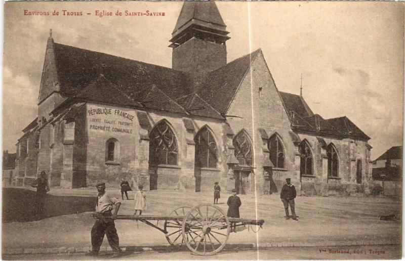 Carte postale ancienne Ste Savine Eglise