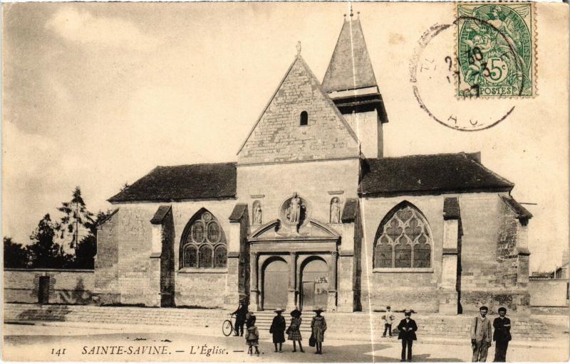 Carte postale ancienne Ste Savine Eglise