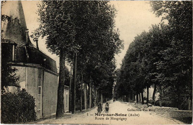 Carte postale ancienne Mery Route de Mesgrigny à Mesgrigny