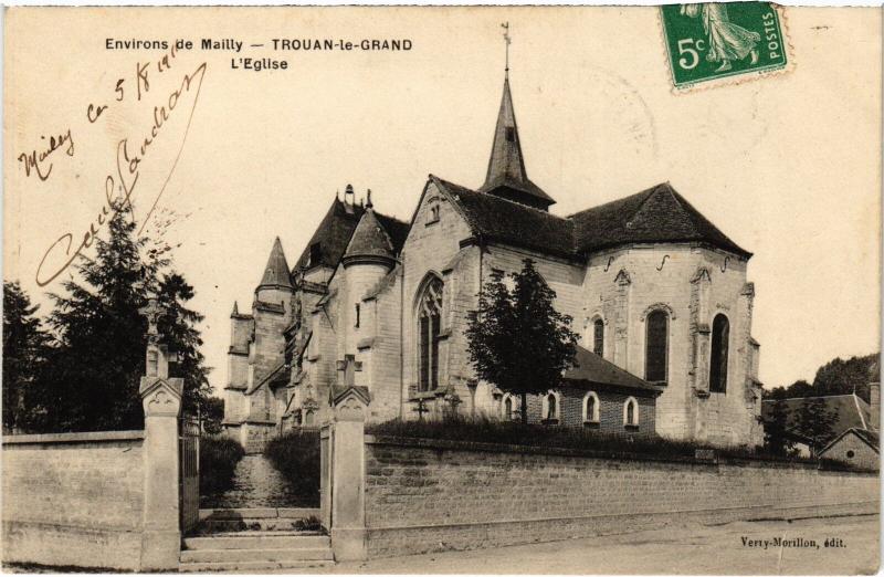 Carte postale ancienne Trouan Eglise
