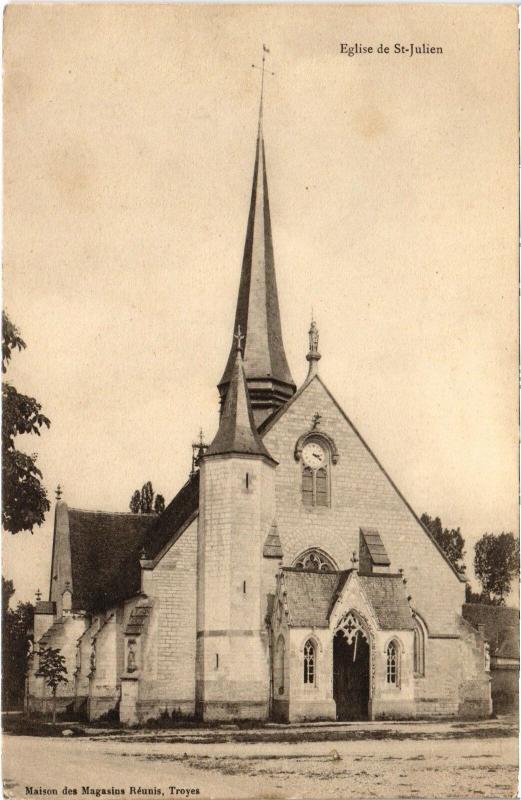Carte postale ancienne St Julien Eglise