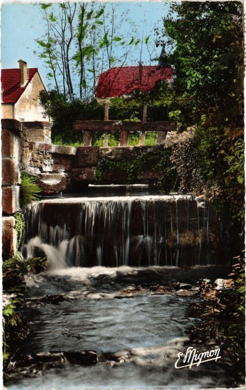 Carte postale ancienne Cunfin Deversoir sur le Donjon à Cunfin