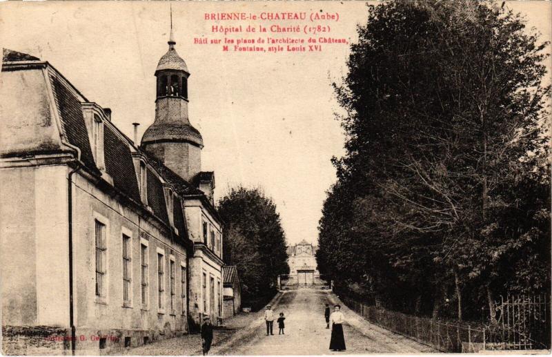 Carte postale ancienne Brienne Hopital de l a Charite