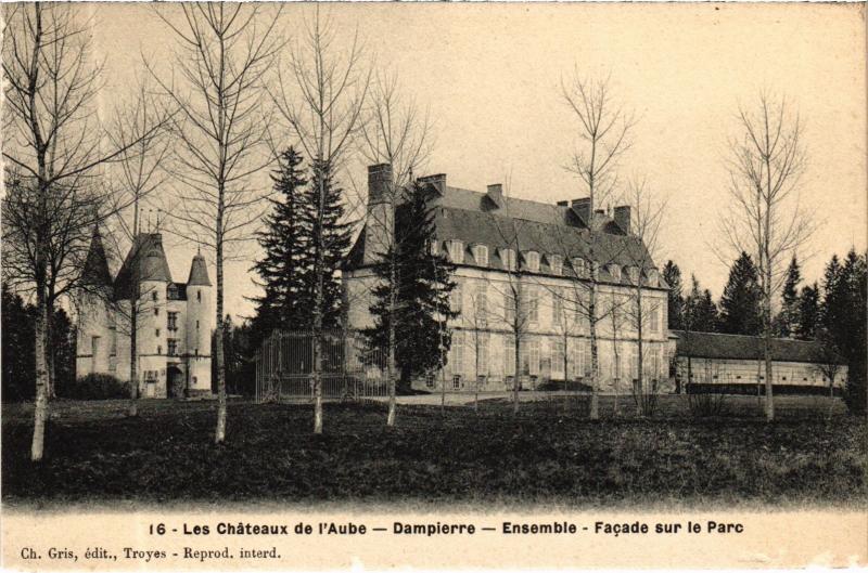 Carte postale ancienne Dampierre Ensemble à Dampierre