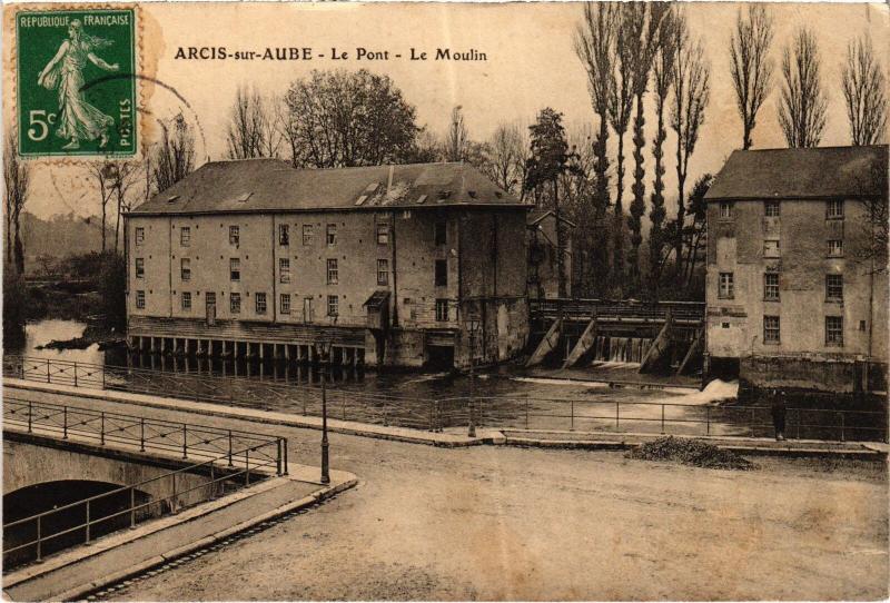 Carte postale ancienne Arcis le Pont