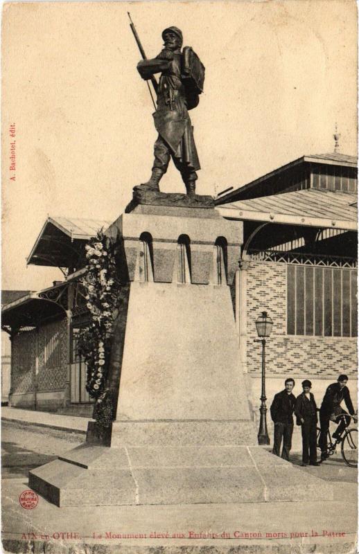 Carte postale ancienne Aix en Othe Monument aux Enfants du Canton
