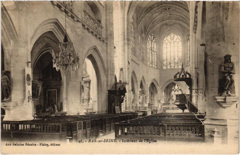 Carte postale ancienne Bar sur Seine interieur de l'Eglise à Bar-sur-Seine