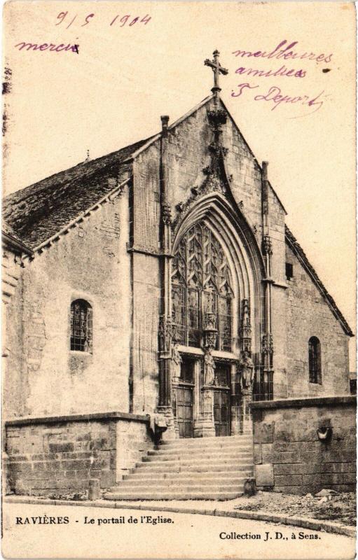 Carte postale ancienne Ravieres Portail de l'Eglise