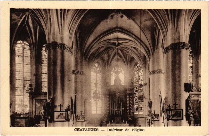 Carte postale ancienne Chaource interieur de l'Eglise à Chaource