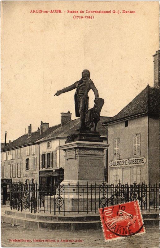 Carte postale ancienne Arcis Statue de Danton