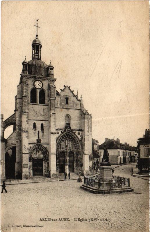 Carte postale ancienne Arcis Eglise