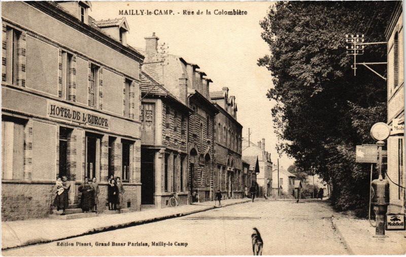 Carte postale ancienne Mailly le Camp Rue de la Colombiere à Mailly-le-Camp