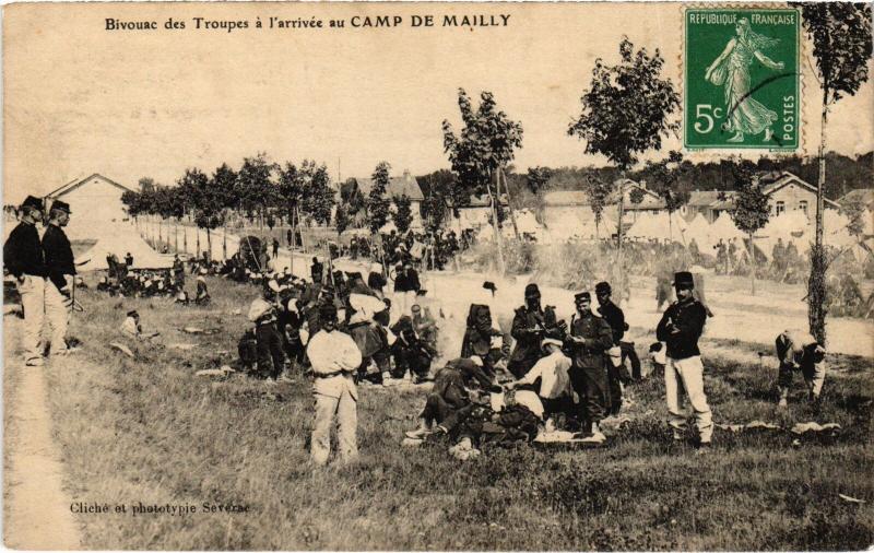 Carte postale ancienne Mailly le Camp Bivouac des Troupes à Mailly-le-Camp