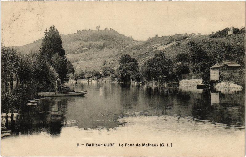 Carte postale ancienne Bar sur Aube Fond de Mathaux à Bar-sur-Aube