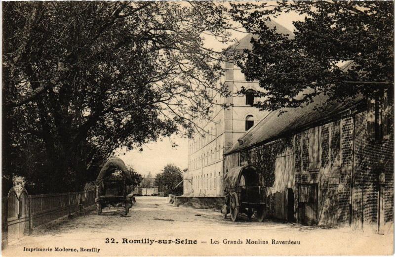 Carte postale ancienne Romilly les Grands Moulins Raverdeau