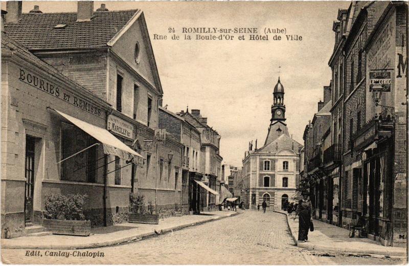Carte postale ancienne Romilly Rue de la Boule d'Or