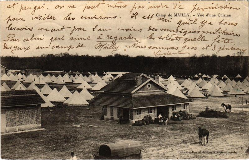 Carte postale ancienne Mailly le Camp vue d'une cuisine à Mailly-le-Camp