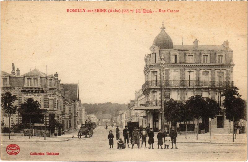 Carte postale ancienne Romilly Rue Carnot