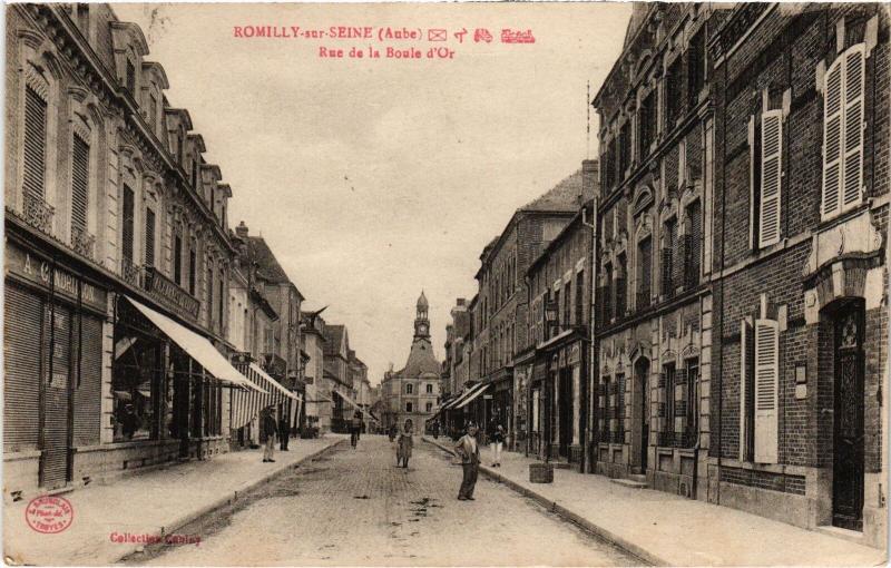 Carte postale ancienne Romilly Rue de la Boule d'Or
