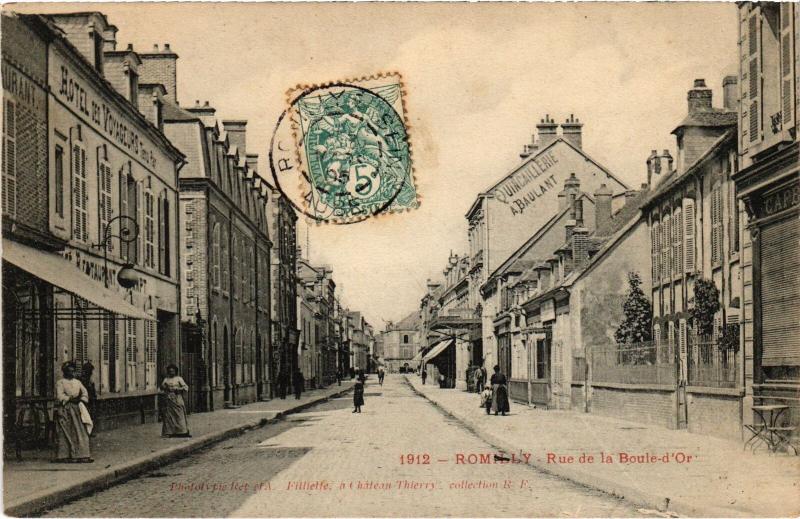 Carte postale ancienne Romilly Rue de la Boule d'Or