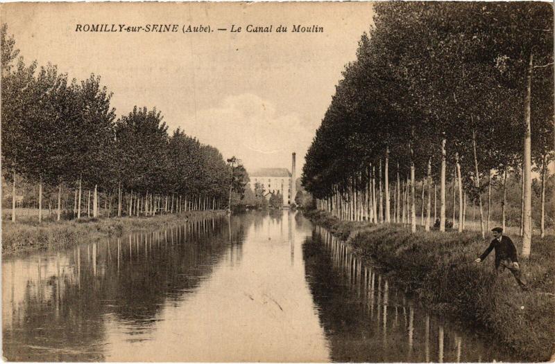 Carte postale ancienne Romilly Canal du Moulin