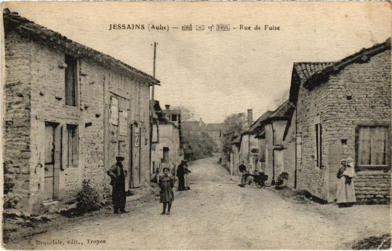 Carte postale ancienne Jessains Rue de Puise à Jessains