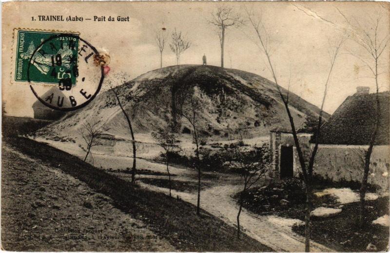 Carte postale ancienne Trainel Puit du Guet
