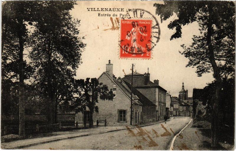 Carte postale ancienne Villenauxe entree du pays