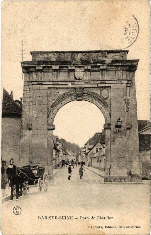 Carte postale ancienne Bar sur Seine Porte de Chatillon à Bar-sur-Seine