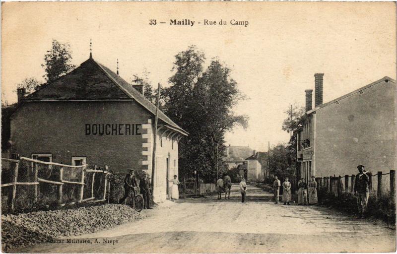 Carte postale ancienne Mailly le Camp Rue du Camp à Mailly-le-Camp