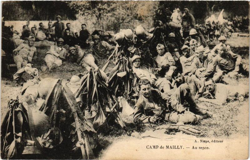 Carte postale ancienne Mailly le Camp au repos à Mailly-le-Camp