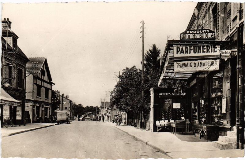 Carte postale ancienne Mailly le Camp entree du camp à Mailly-le-Camp