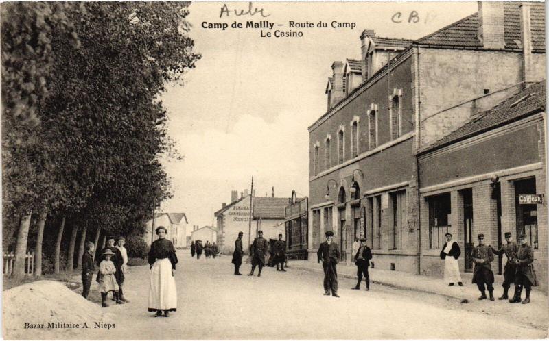 Carte postale ancienne Mailly le Camp Route du Camp le Casino à Mailly-le-Camp