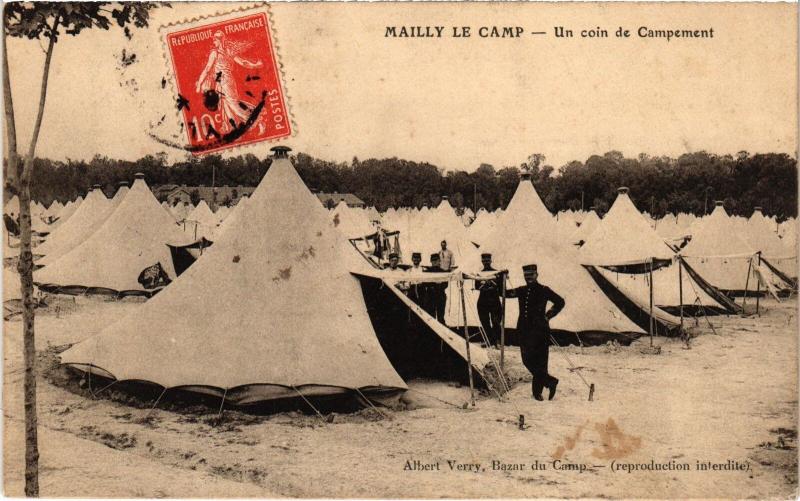 Carte postale ancienne Mailly le Camp un coin de campement à Mailly-le-Camp